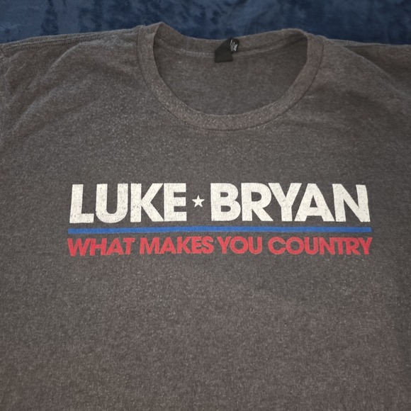 District Other - Luke Bryan What Makes You Country Tour 2018 Gray Tshirt 2XL XXL Patriotic Flag